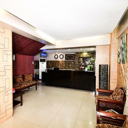Casa Blanca Apartment Manila Zewnętrze zdjęcie